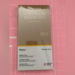 NEW IN PACKAGE 2023 english hobonichi weeks milk tea